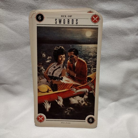 The Zombie Tarot: An Oracle of the Undead - Picture 7 of 13